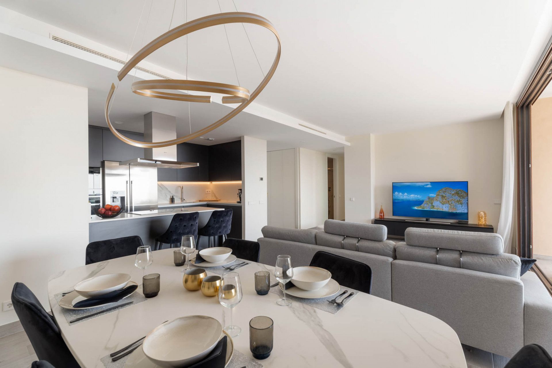 Dining room of Apartment for sale in Benahavís  with Air Conditioner, Terrace and Swimming Pool