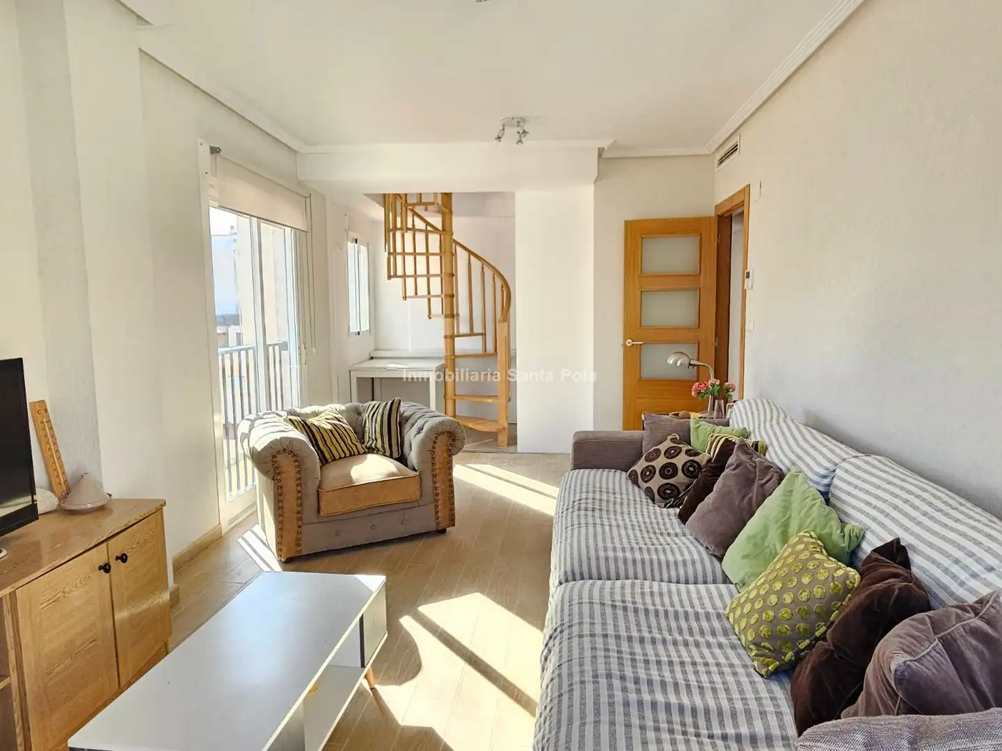 Wohnzimmer von Dachboden zum Verkauf in Santa Pola mit Klimaanlage, Heizung und Terrasse