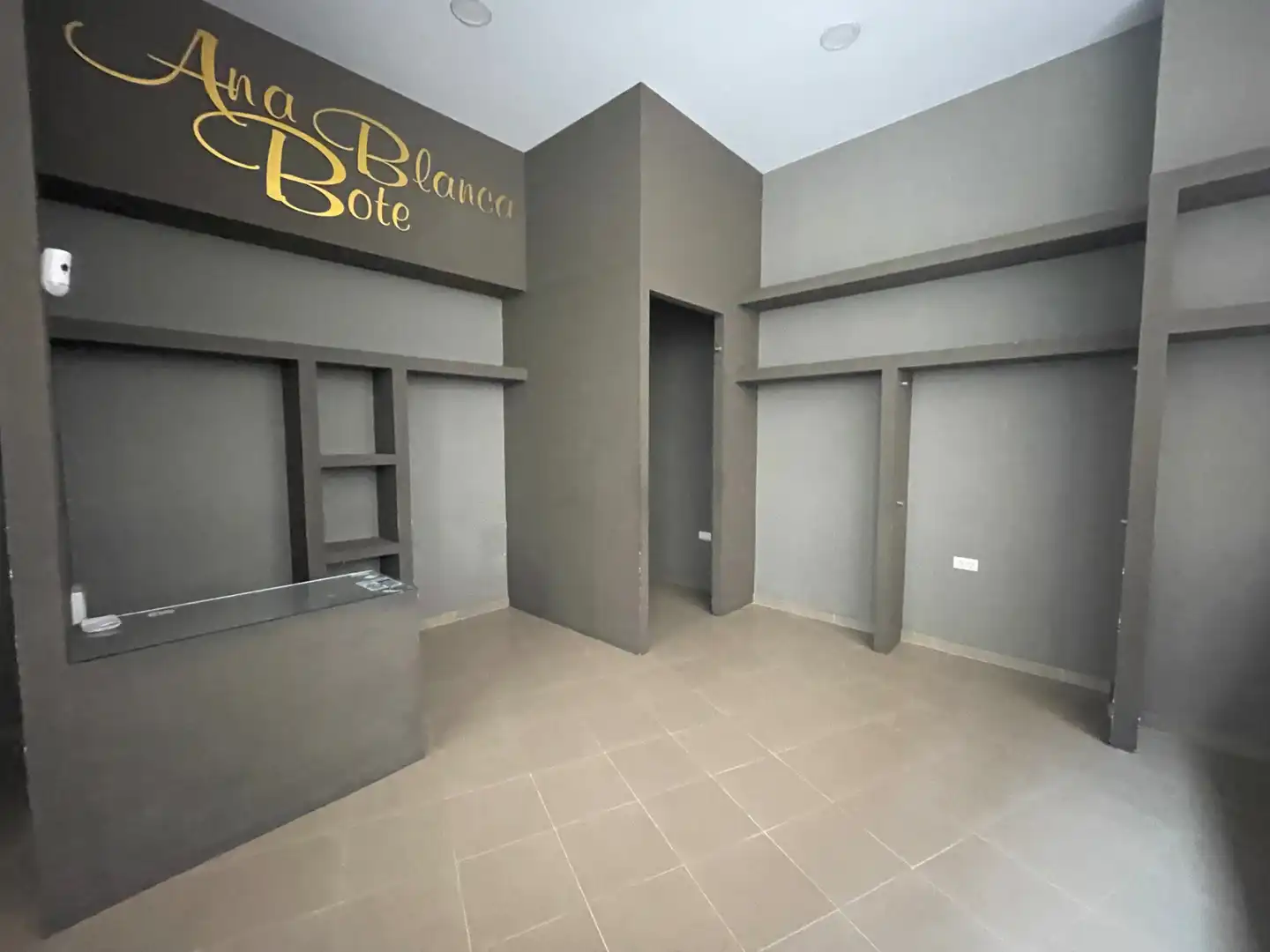 Local comercial en alquiler en Calle Méndez Núñez, imagen 4
