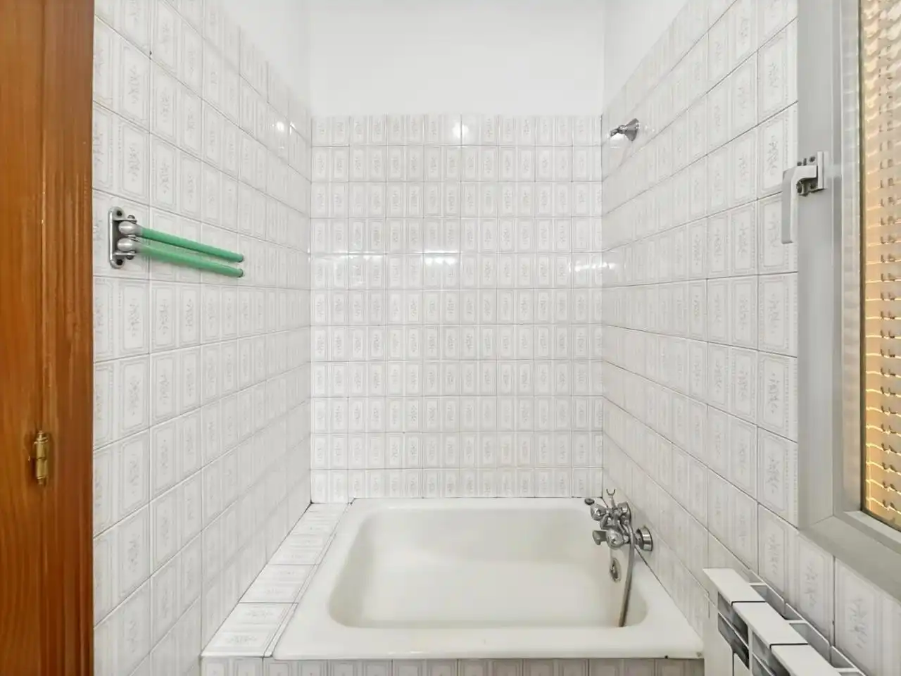 Baño de Planta baja en venta en Madrid con Aire acondicionado, Calefacción y Parquet