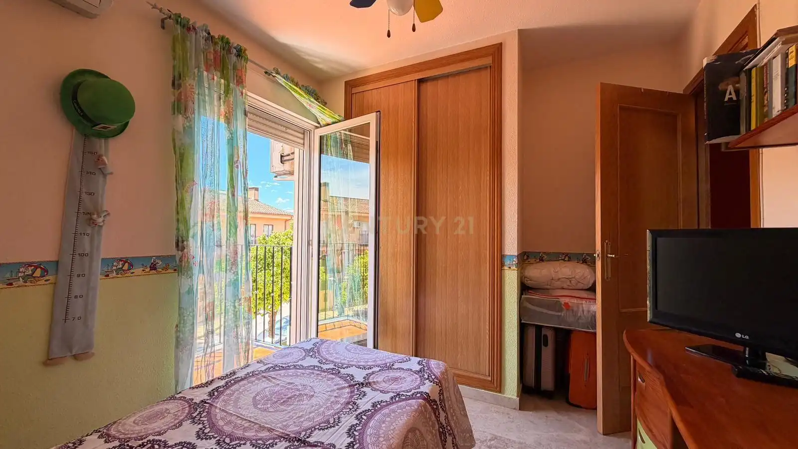 Bedroom of Detached homes for sale in Málaga  with Air Conditioner, Storage room and Swimming Pool