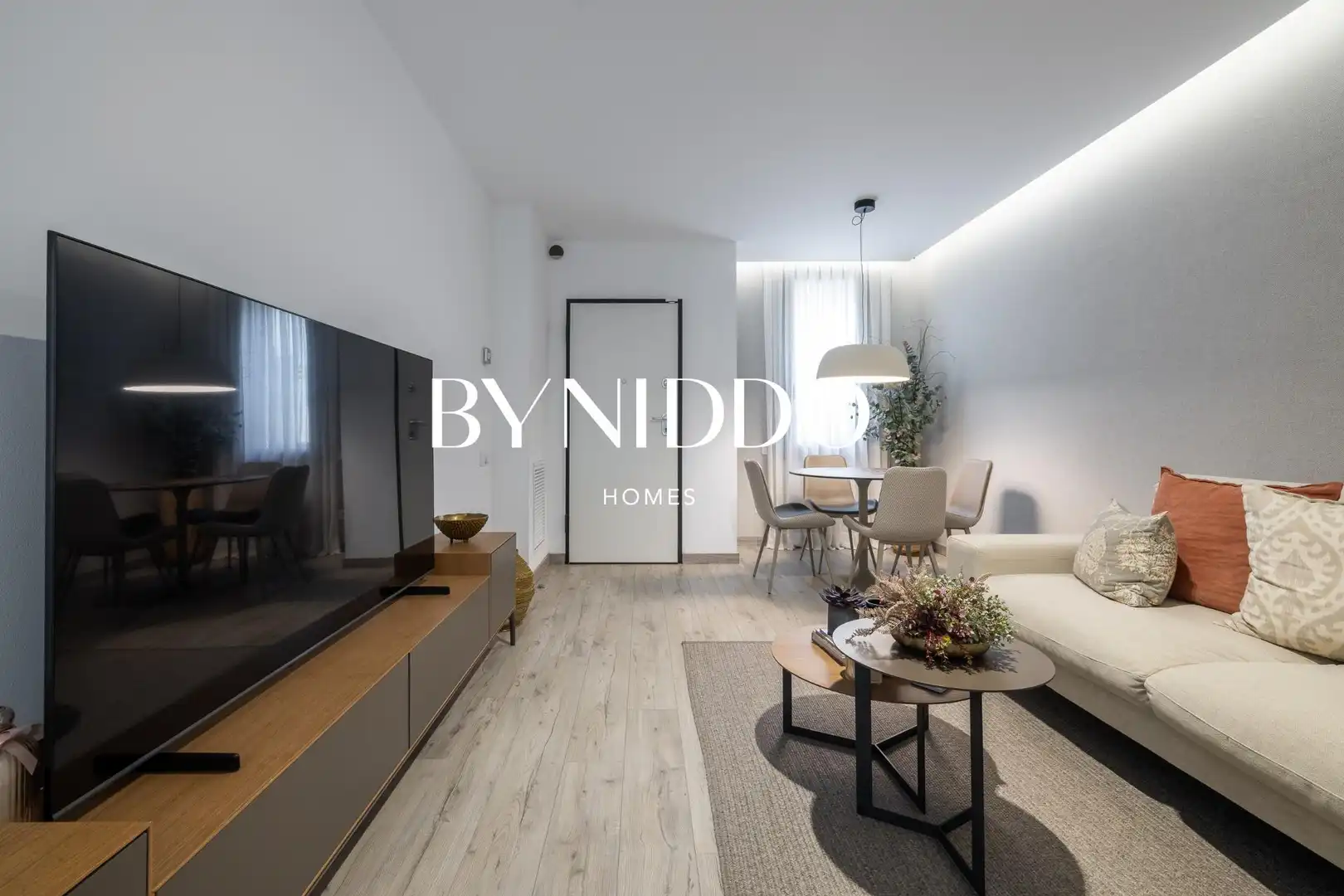 Sala d'estar de Casa adosada en venda en Sabadell amb Aire condicionat, Calefacció i Jardí privat