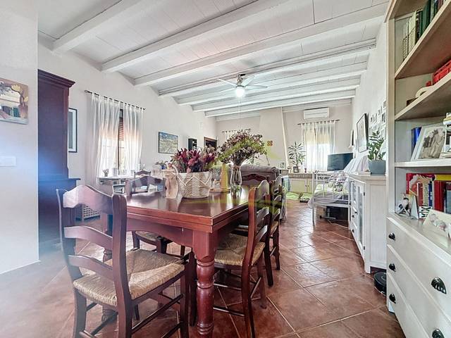 Casa-chalet en Venta en Puente Genil