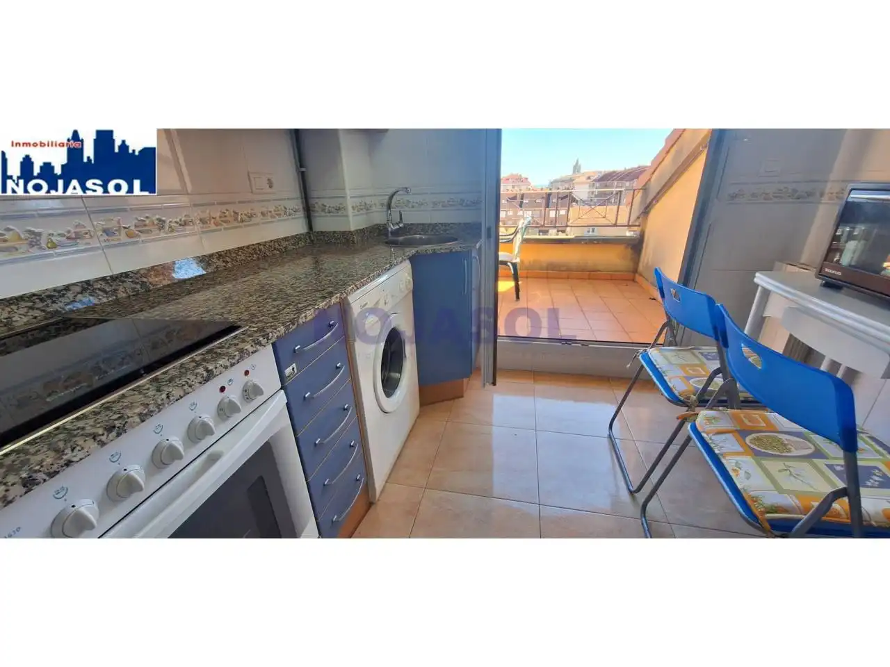 Küche von Dachboden zur Miete in Noja mit Heizung, Terrasse und Möbliert
