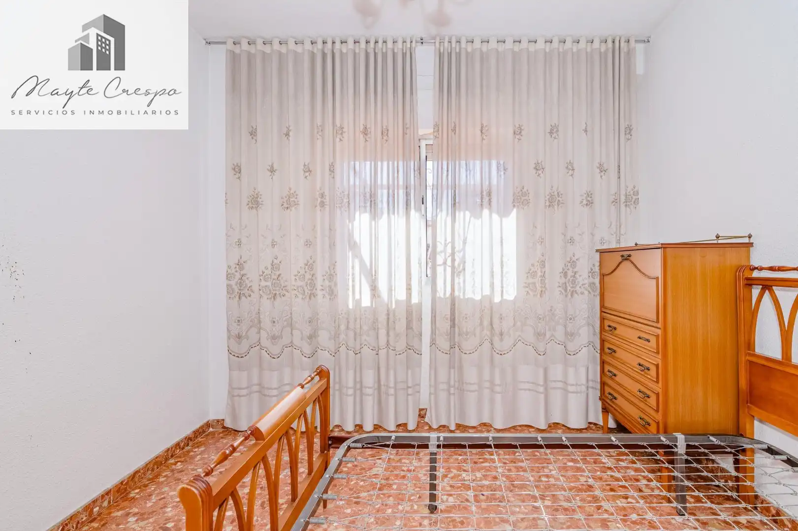 Habitación de Casa o chalet en venta en Granada con Terraza