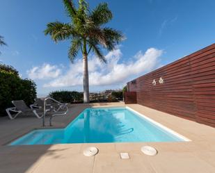 Swimming pool of House or chalet for sale in San Bartolomé de Tirajana  with Air Conditioner, Private garden and Terrace