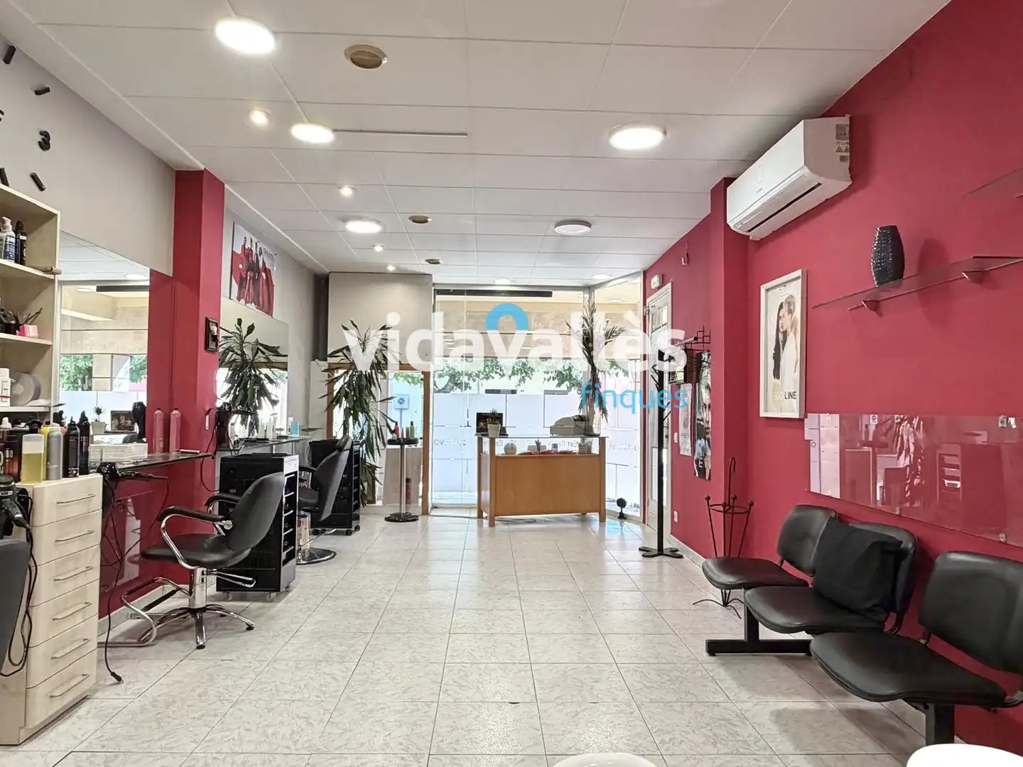 Local comercial en venda a Carrer Tomàs Rosell, imagen 2