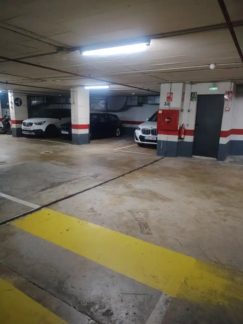 Parking of Garage for rent in Horta - Guinardó