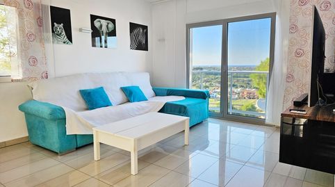 Exclusivo chalet adosado dúplex en urbanización privada de Dénia