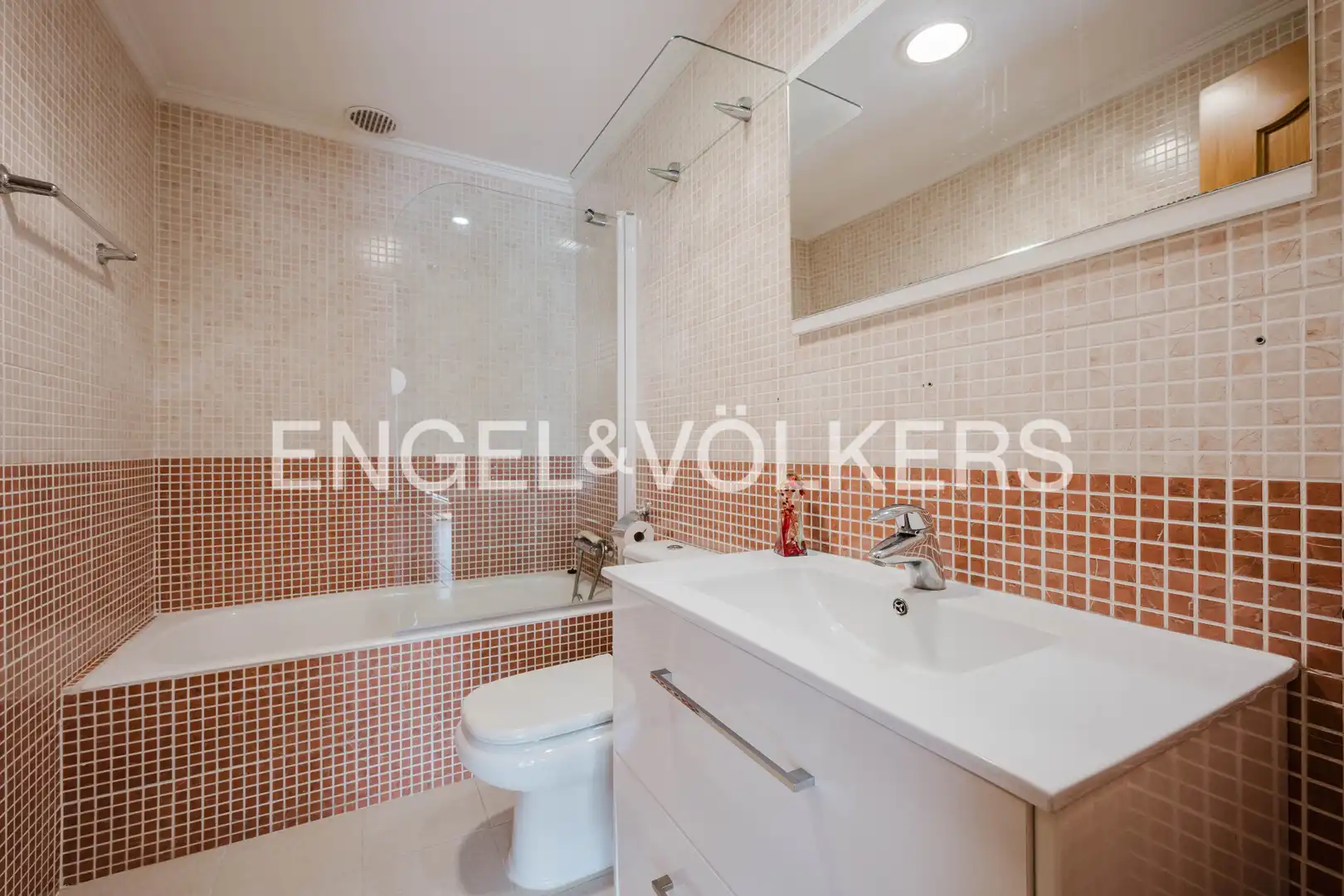 Baño de Dúplex en venta en Astigarraga con Calefacción y Balcón