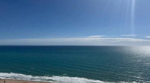 Foto 4 de Piso en venta en Avenida República Argentina,, 17, Playa Poniente, Benidorm