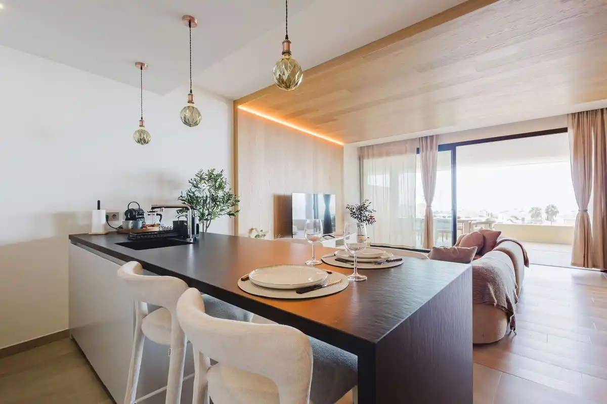Dining room of Flat for sale in Fuengirola  with Air Conditioner, Heating and Terrace