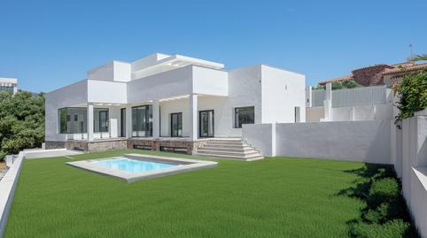 Foto 2 de Casa o chalet en venta en Calle Rebeco del Coto, Las Flores, Málaga