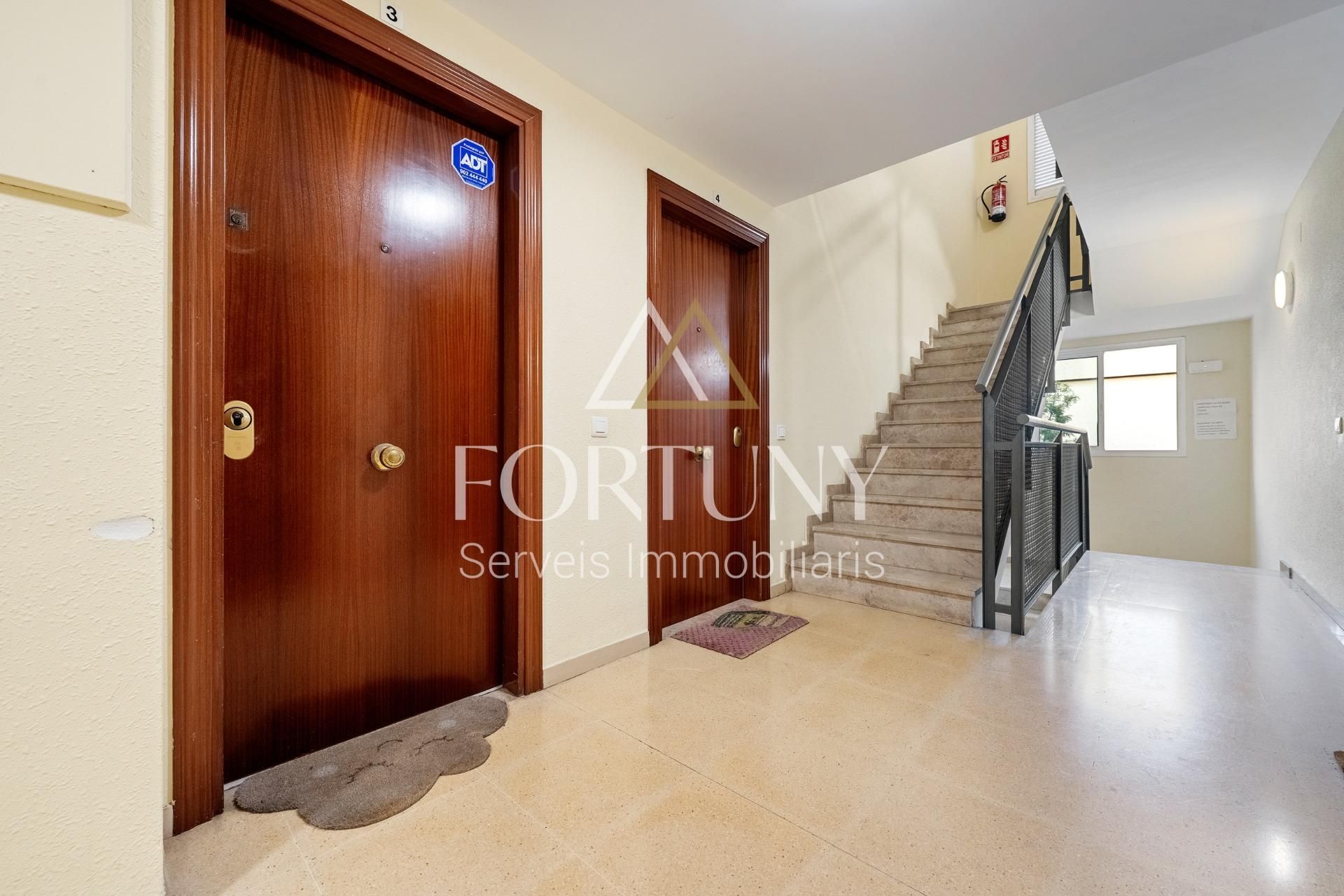 Flat for sale in Reus  with Air Conditioner, Heating and Storage room