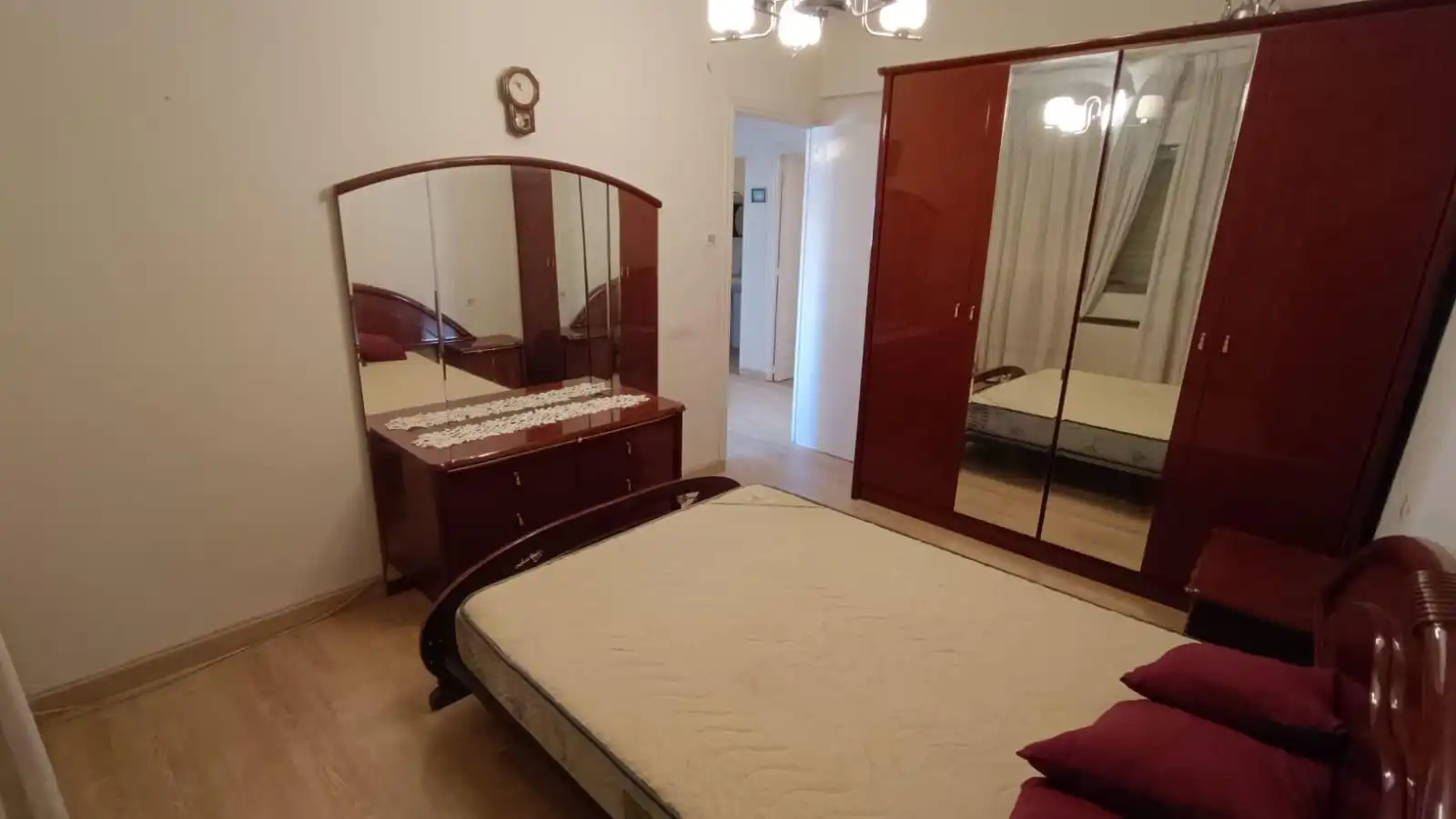 Dormitori de Pis en venda en Zamora Capital  amb Calefacció, Moblat i Balcó