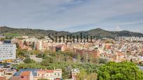 Vista exterior de Àtic en venda en  Barcelona Capital amb Terrassa i Balcó