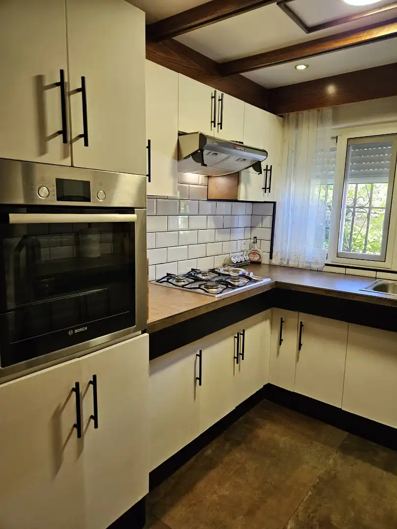 Cocina de Casa o chalet en venta en Navahondilla con Calefacción, Jardín privado y Parquet