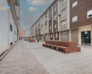 Vista exterior de Pis en venda en Badajoz Capital amb Terrassa i Traster