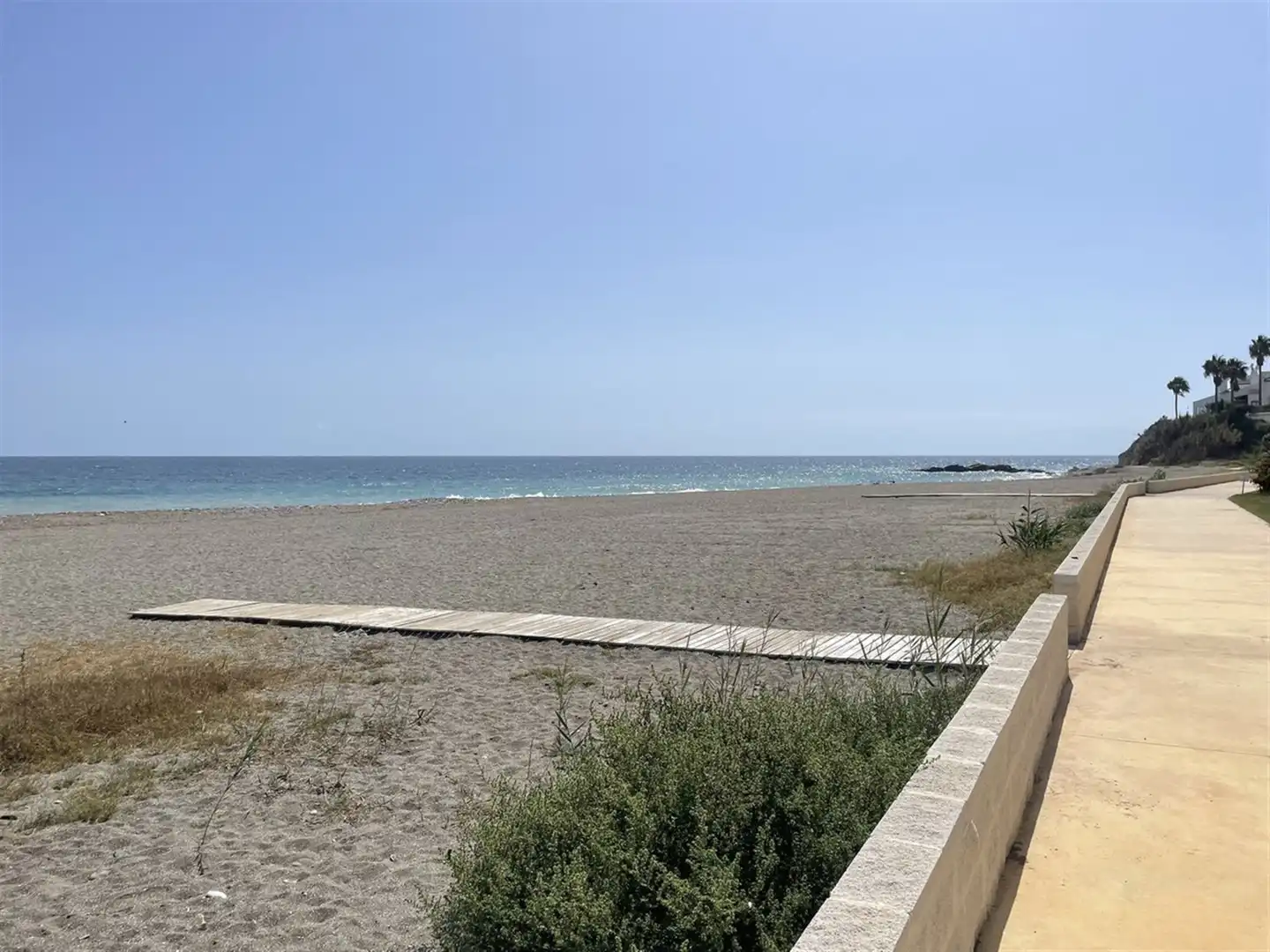 Exterior view of Apartments for sale in Estepona  with Air Conditioner and Terrace