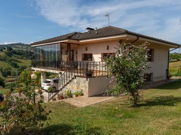 Villa mit Balkon zum Verkauf in Camino CALEYONA CENERO 359