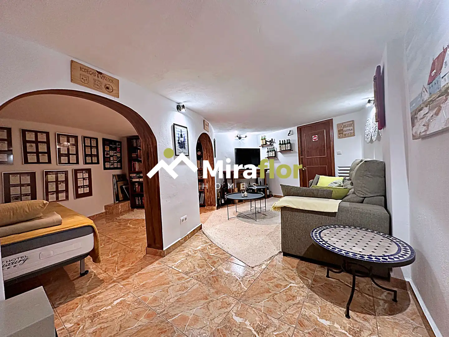 Chalet con piscina en venta en Calle los Almendros, imagen 35