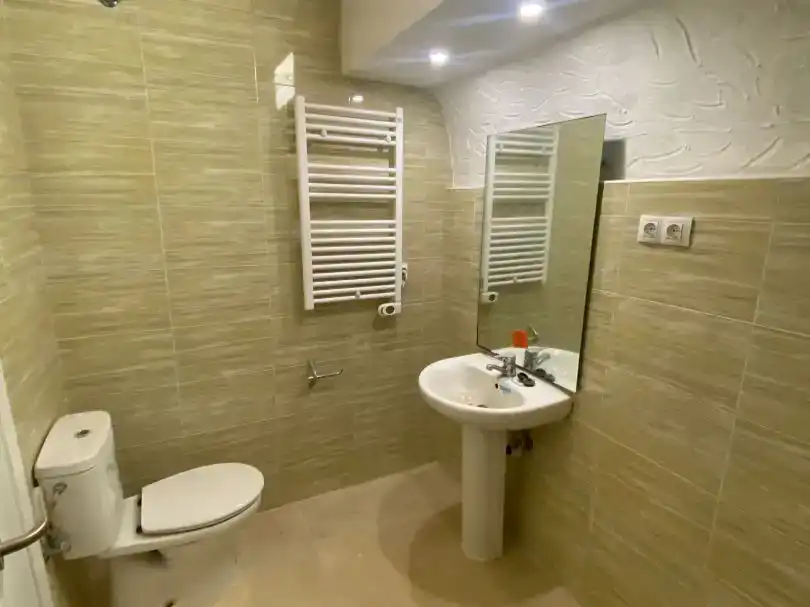 Bathroom of Flat for rent in Torroella de Fluvià  with Furnished