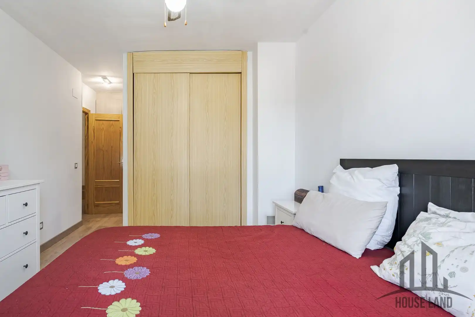Habitación de Casa adosada en venta en Meco con Aire acondicionado, Calefacción y Trastero
