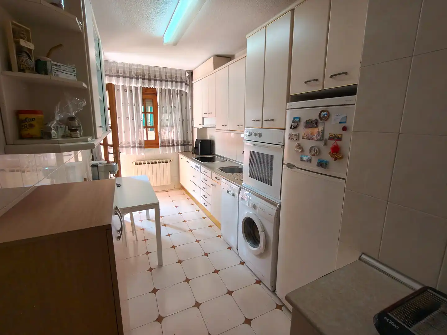 Kitchen of Buildings for sale in Leganés