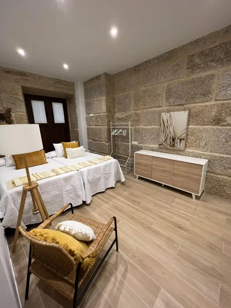 Habitación de Apartamento de alquiler en Cangas  con Calefacción, Amueblado y Horno