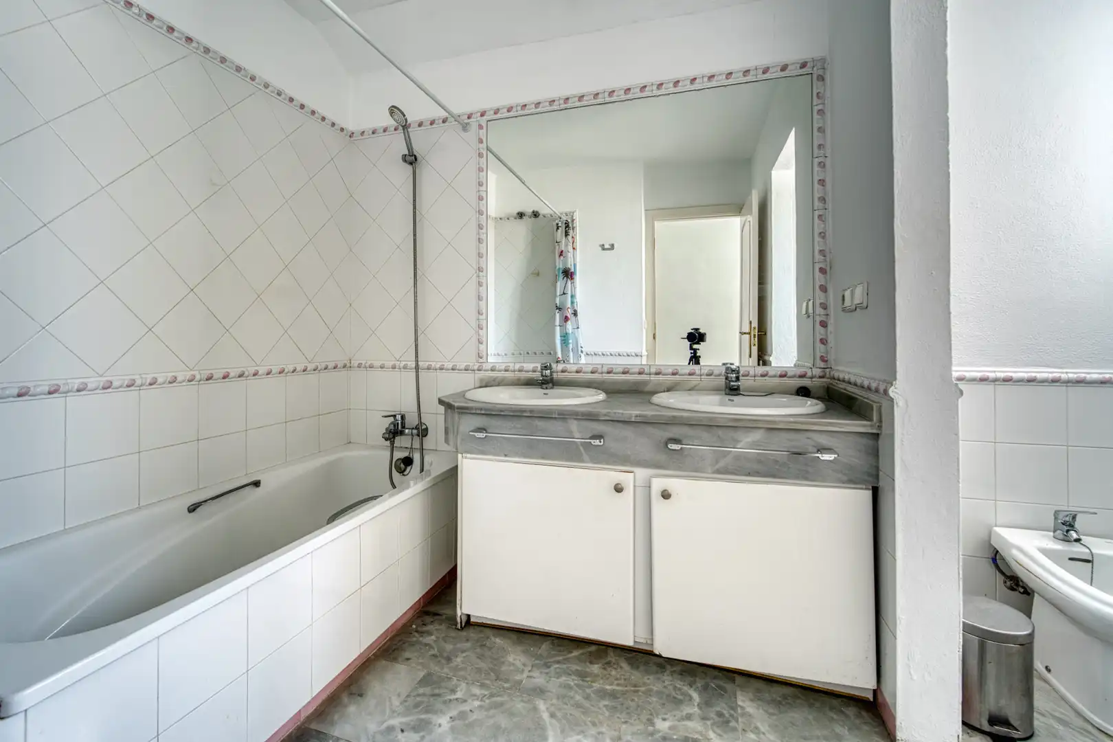 Baño de Ático en venta en Marbella con Aire acondicionado, Calefacción y Terraza