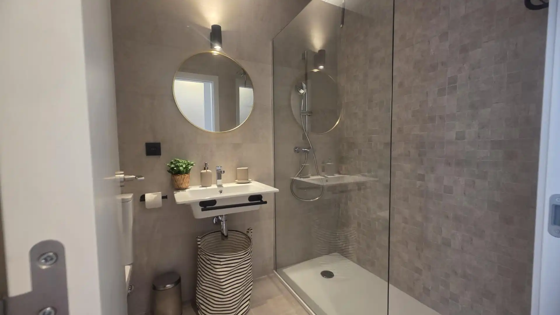 Baño de Piso de alquiler en Jerez de la Frontera con Aire acondicionado, Calefacción y Terraza