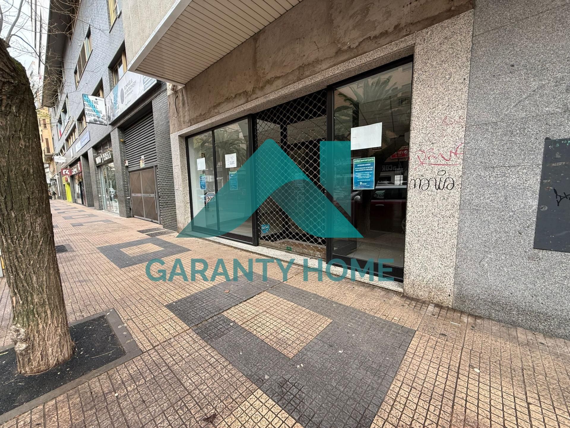 Exterior view of Premises to rent in Cáceres Capital  with Air Conditioner