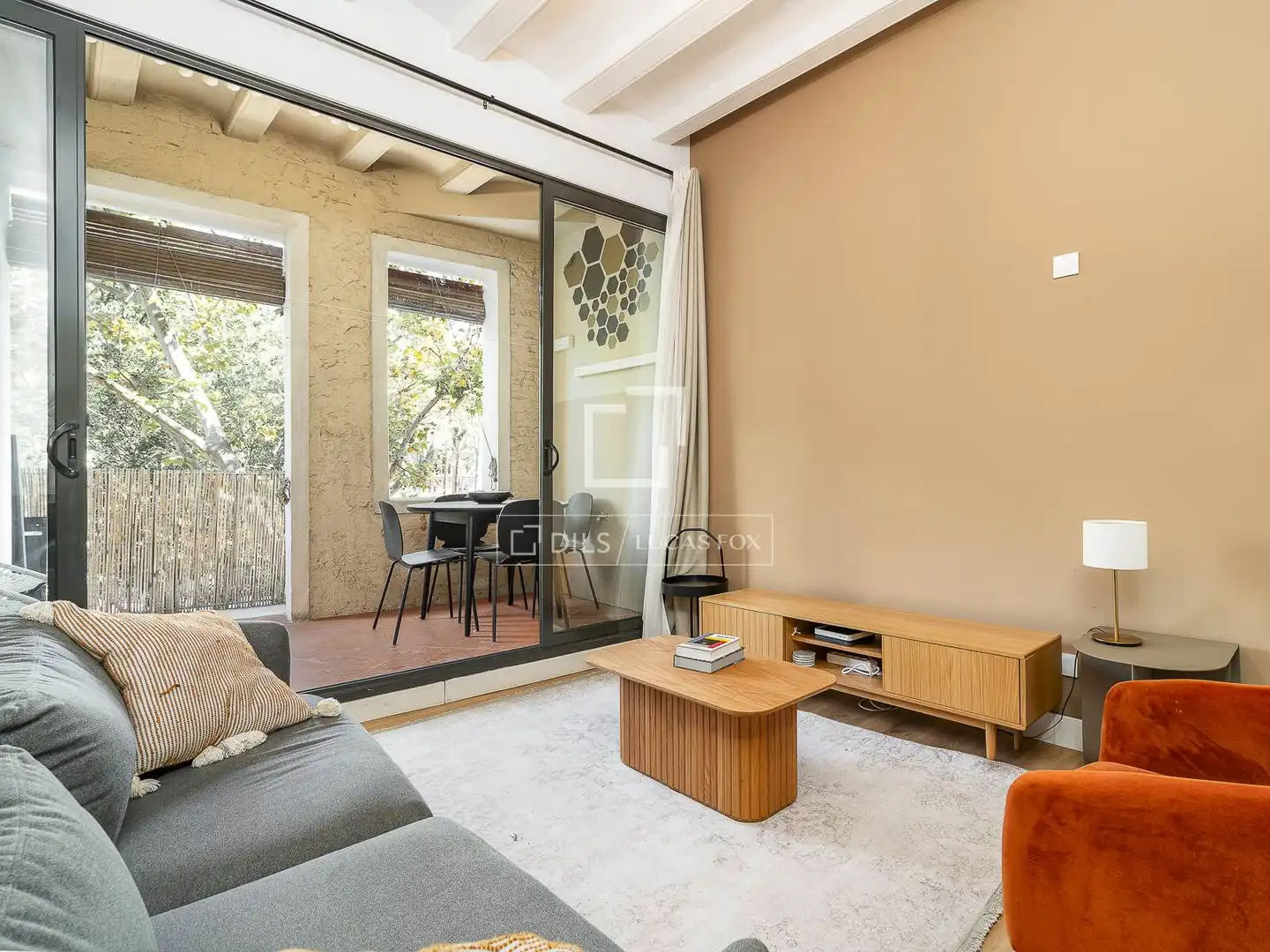 Vista exterior de Piso en venta en Barcelona con Aire acondicionado, Calefacción y Terraza