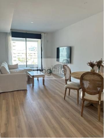 Sala d'estar de Pis de lloguer en  Sevilla Capital amb Aire condicionat, Terrassa i Traster