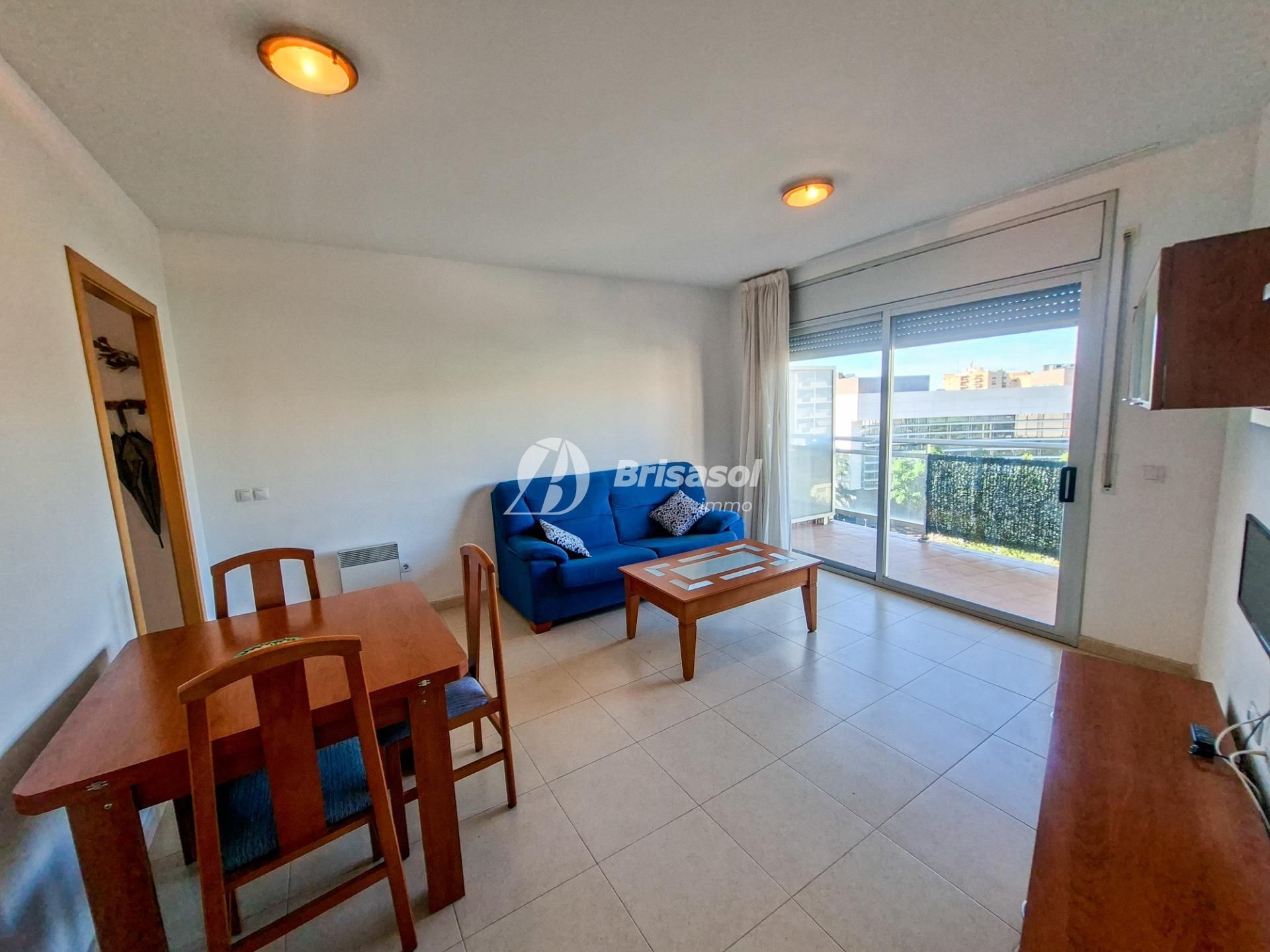 Sala d'estar de Pis en venda en Reus amb Calefacció, Terrassa i Piscina comunitària