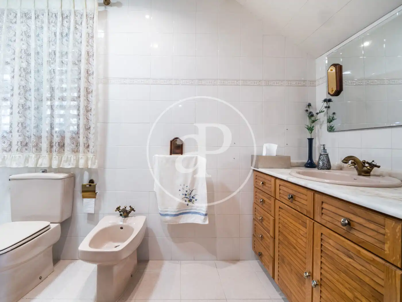 Baño de Casa o chalet en venta en Godella con Aire acondicionado, Calefacción y Jardín privado