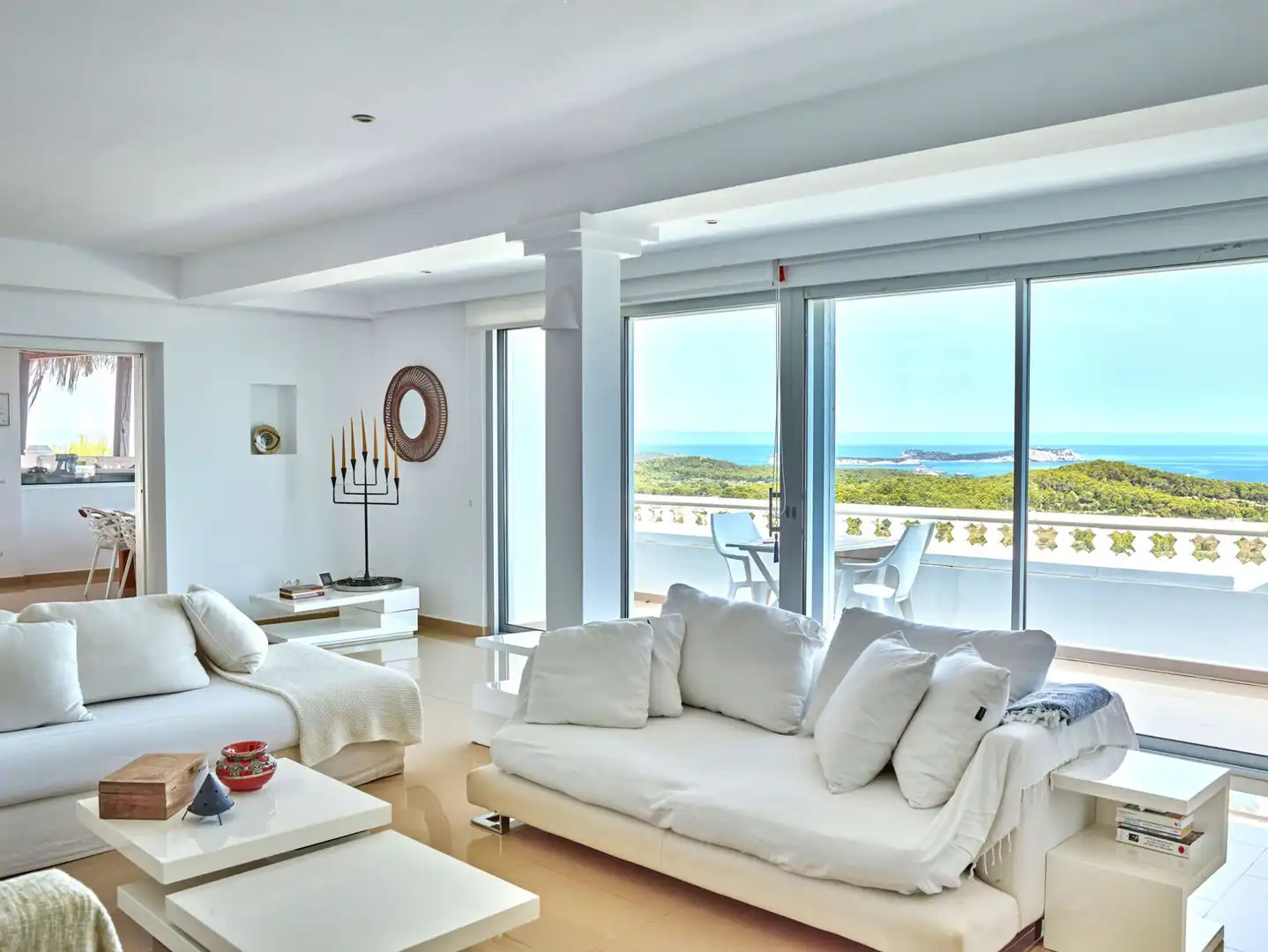 Sala de estar de Casa o chalet en venta en Sant Josep de sa Talaia con Aire acondicionado, Calefacción y Jardín privado