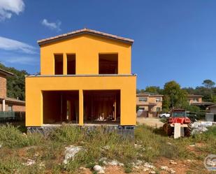 Exterior view of Building for sale in Serinyà