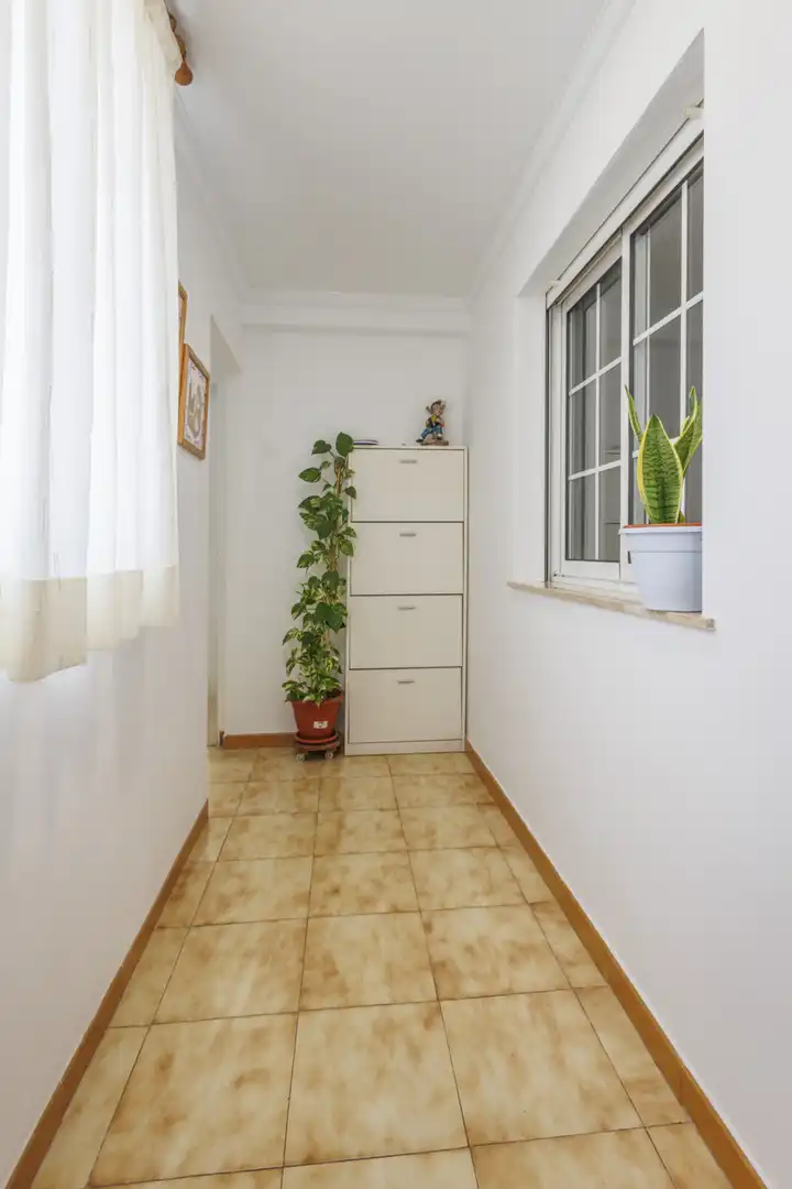 Einfamilien-Reihenhaus zum Verkauf in Carlet mit Terrasse und Balkon
