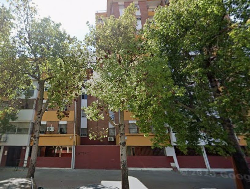 Vista exterior de Pis en venda en  Sevilla Capital