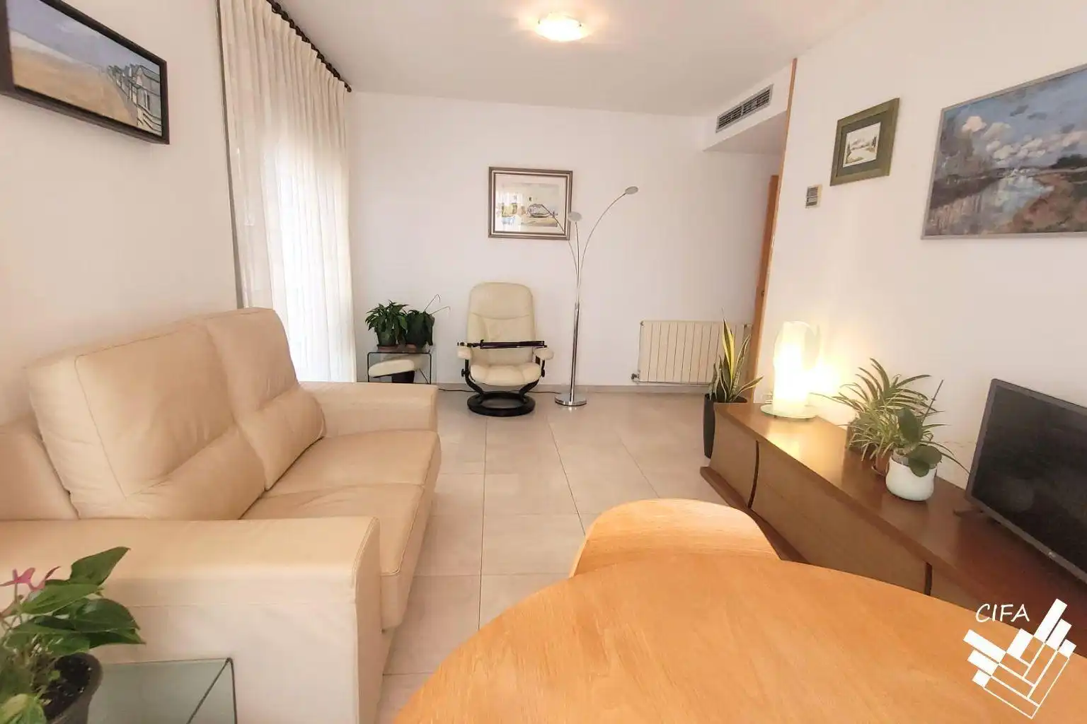 Living room of Flat for sale in Vinaròs  with Air Conditioner, Terrace and Furnished