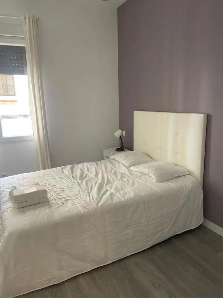 Flat for rent in Calle de Guzmán el Bueno, Gaztambide