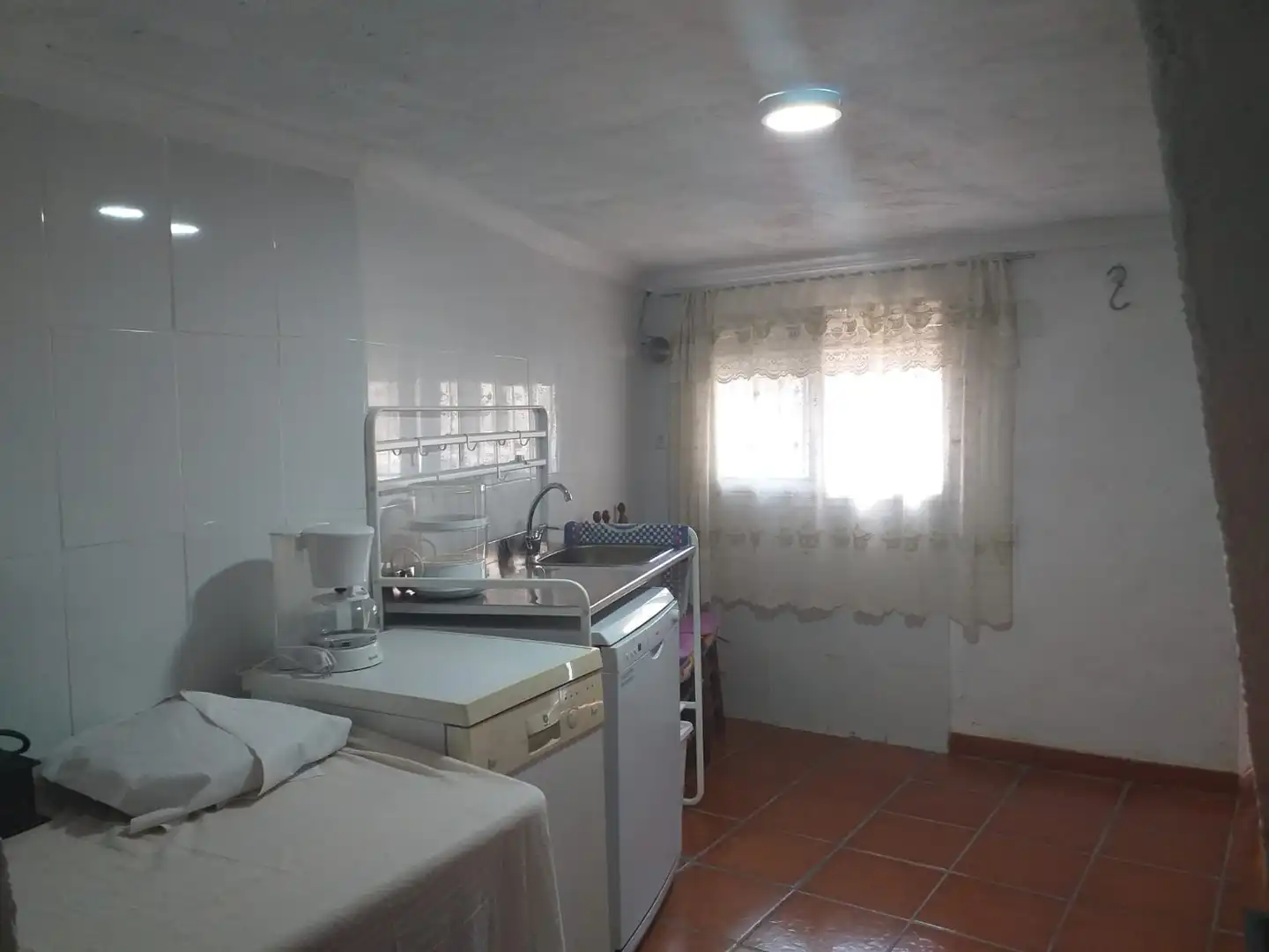 Cuina de Casa o xalet en venda en Enguídanos amb Moblat