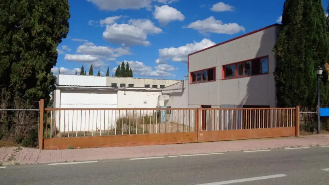 Industriegebäude zum Verkauf in CREU, imagen 2