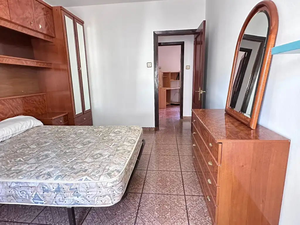 Bedroom of Flat for sale in Gijón   with Heating, Terrace and Furnished