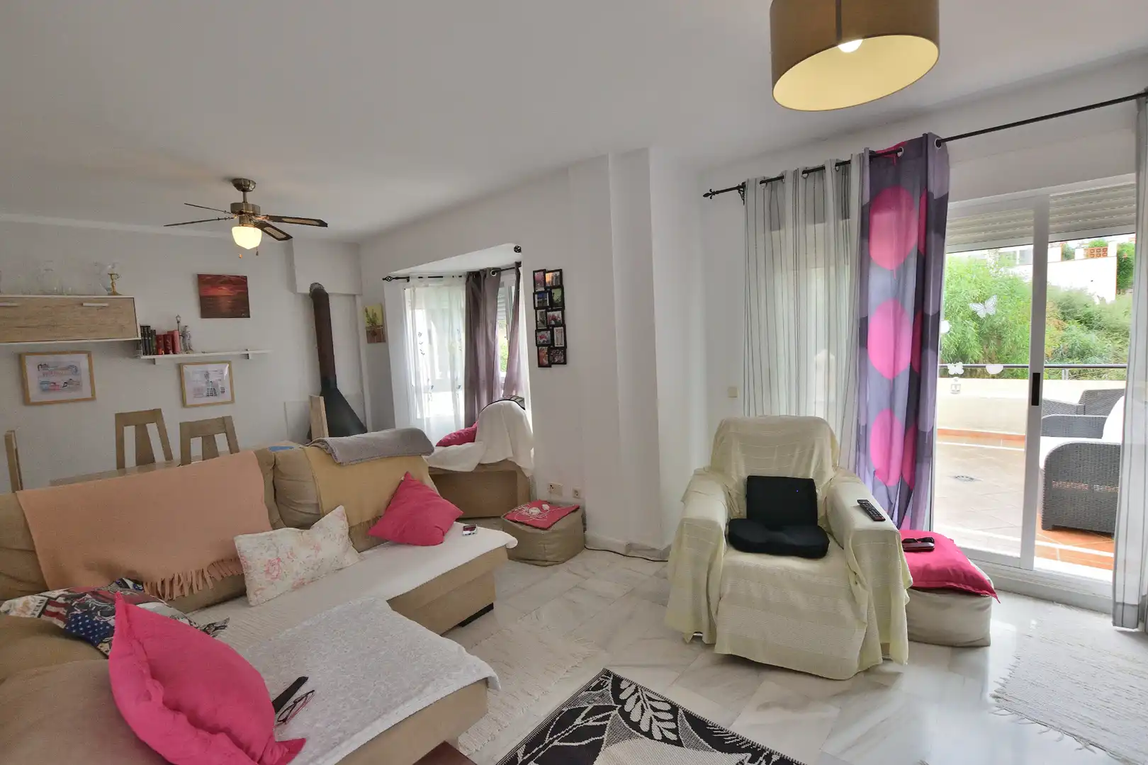 Living room of Detached homes for sale in Manilva  with Air Conditioner, Private garden and Terrace