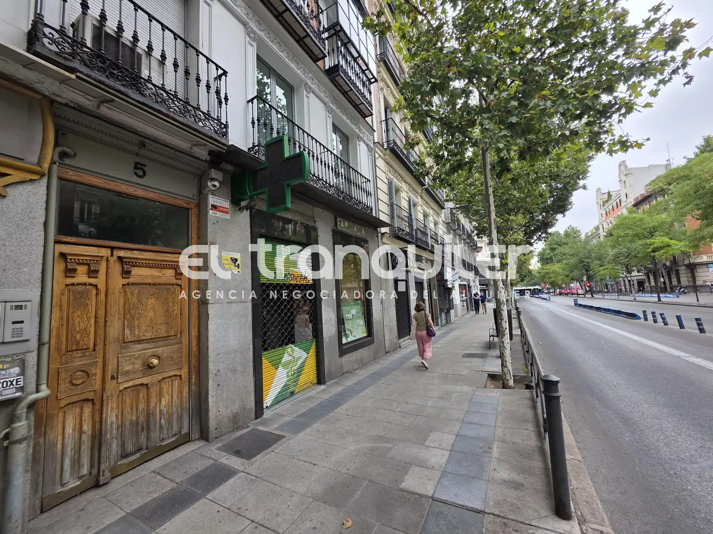 Exterior view of Duplexes for rent in Madrid  with Furnished and Washing machine