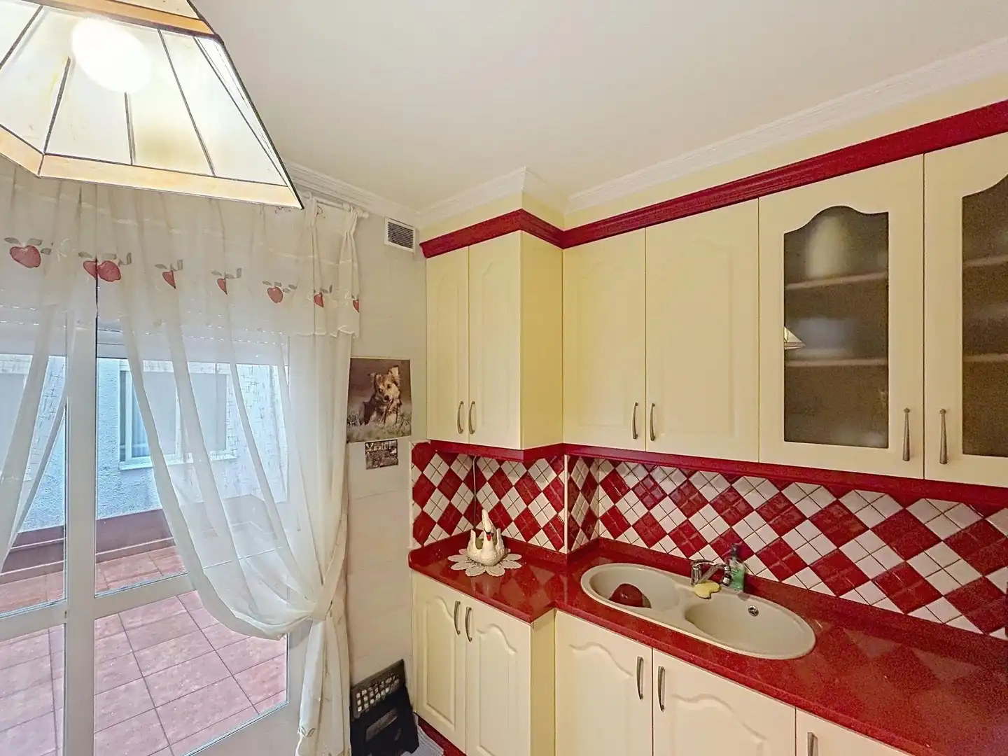 Cocina de Piso en venta en Padrón con Calefacción, Terraza y Balcón