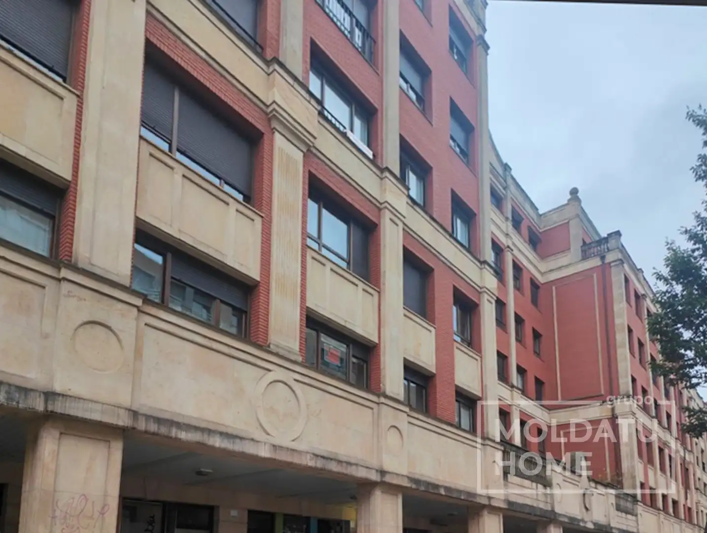 Vista exterior de Pis en venda en Leioa amb Calefacció, Traster i Piscina comunitària