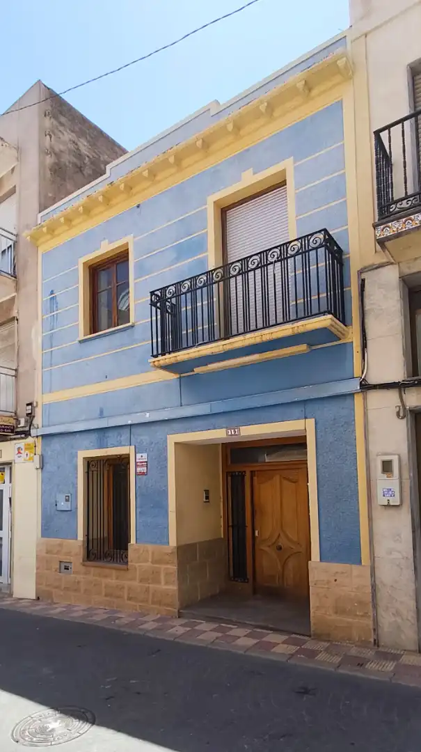 Casa amb terrassa en venda a Zona Pueblo, imagen 2